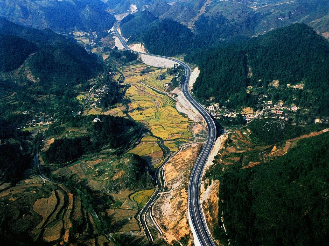 貴州至新寨（黔桂界）高速公路